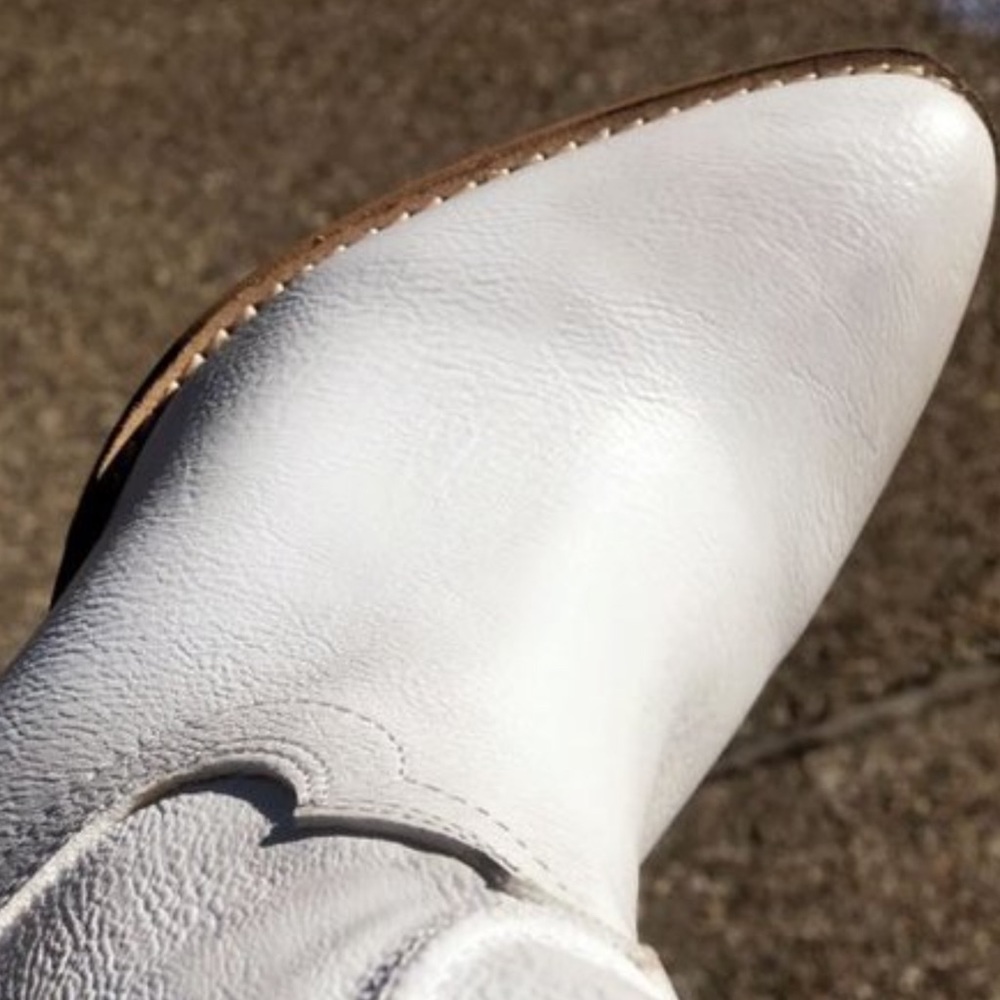 Last Pair New Distressed Western Bootie - Picture 9 of 16